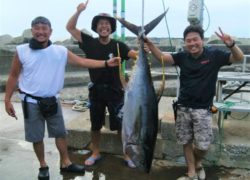 【大物】ついに出ました！キハダマグロ！！