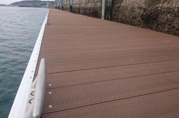 【佐島ヤード】桟橋復旧作業が完了しました