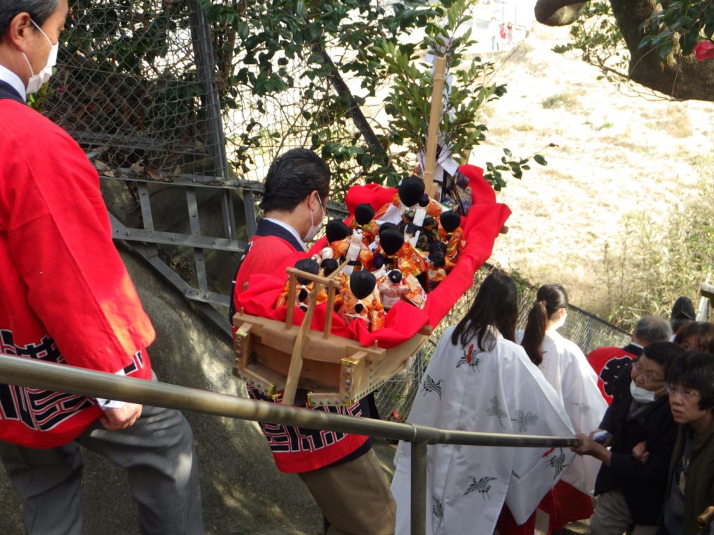 淡島神社　流し雛